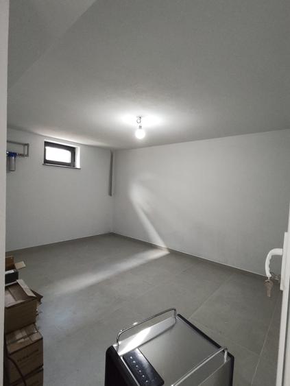 Casă individuală cu 5 camere cu Canalizare în Mogoșoaia