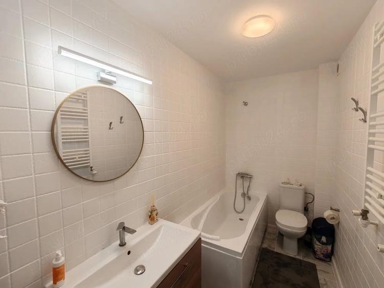 Casă cu 3 camere cu Teren 80 Mp în Brătianu