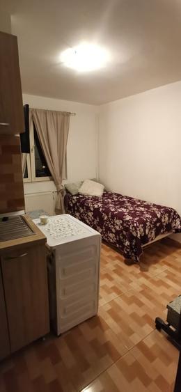 Garsonieră semidecomandată în Dacia