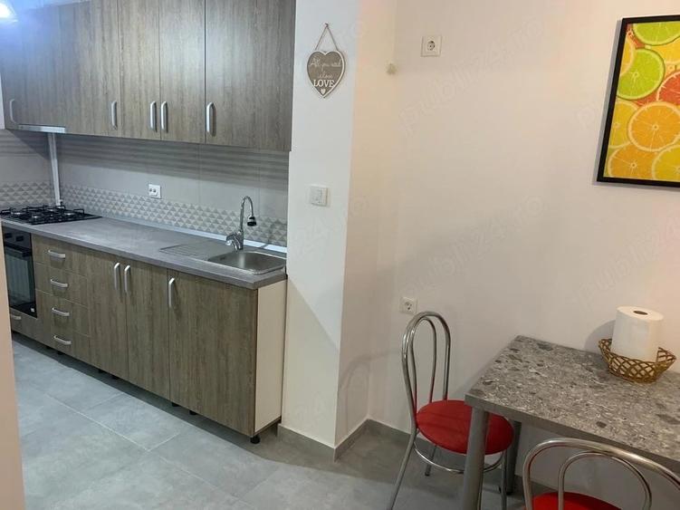 Proprietar inchiriez apartament 2 camere - 4