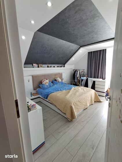 Casă cu 4 camere cu Teren 680 Mp în Gruia