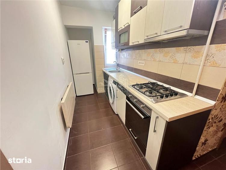 Apartament cu 2 camere, mobilat în Vasile Aaron