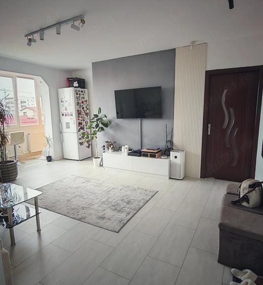 Apartament cu 2 camere semidecomandat în Central