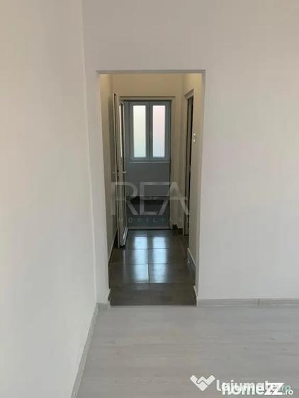 Casă cu 9 camere cu Teren 212 Mp în Eminescu