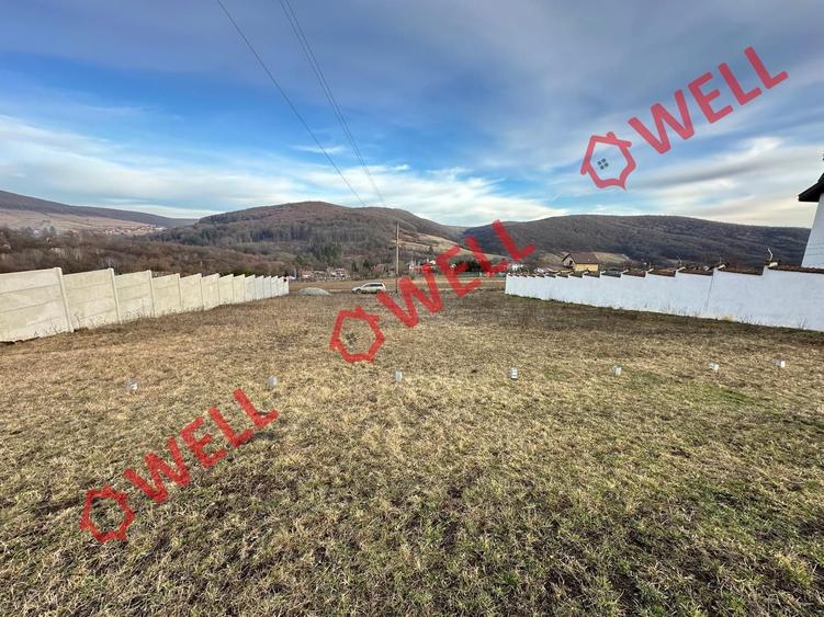 Teren intravilan de 900 mp, în Vâlcele