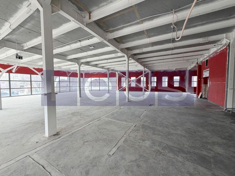 Spațiu comercial, de 456 mp, în Colentina