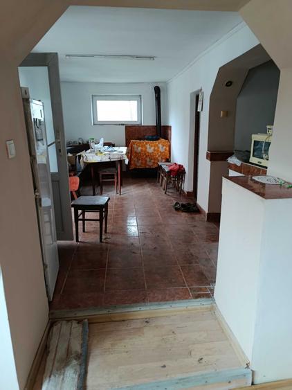 Casă cu 3 camere în Central