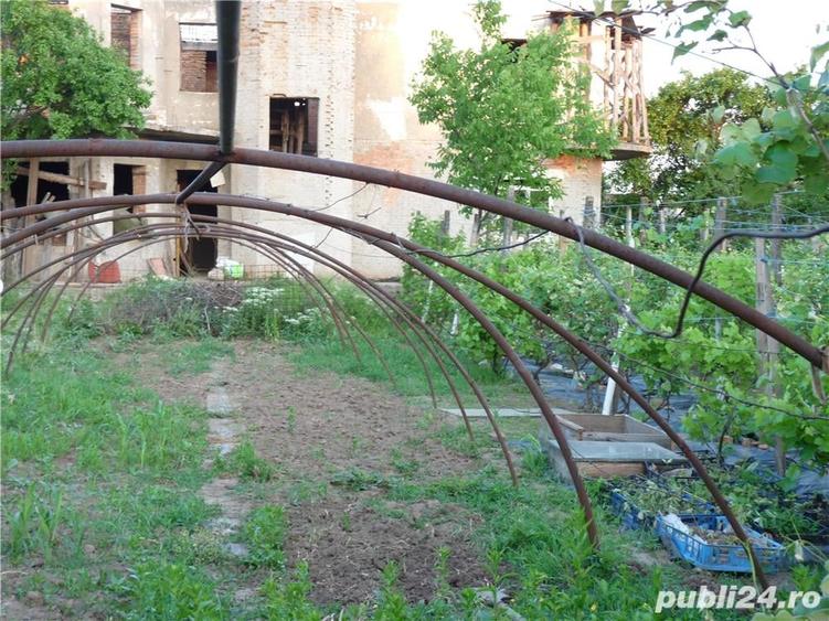 Teren de 2556 mp, în Central