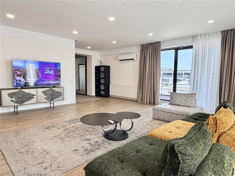 Apartament cu 3 camere decomandat, mobilat în Herăstrău