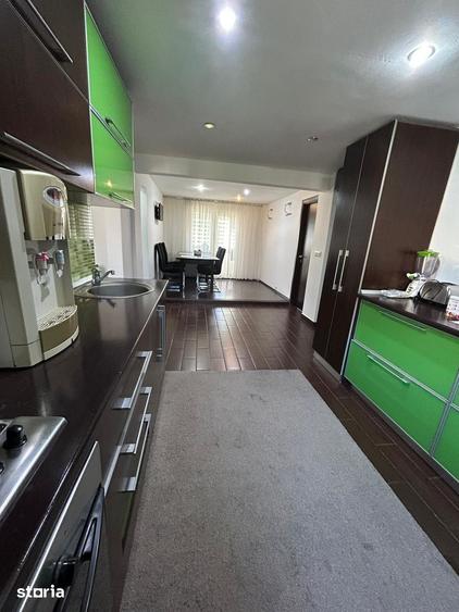 Apartament cu 4 camere în Inel I