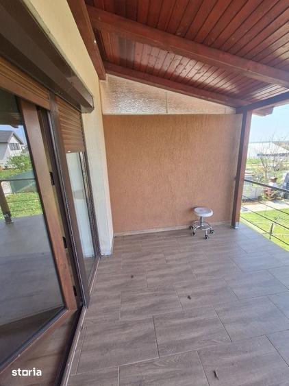 Casă cu 5 camere cu Teren 350 Mp în Giarmata