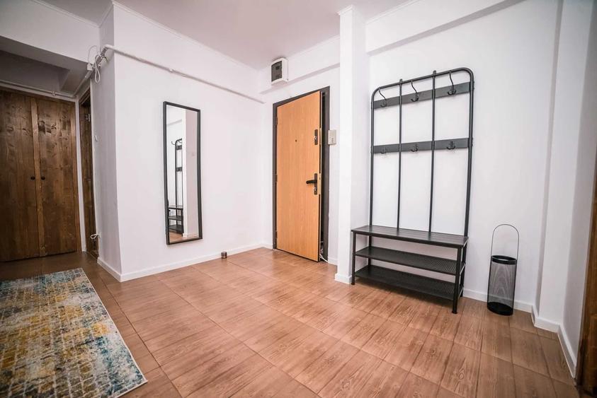 Apartament cu 2 camere decomandat în Exterior Vest