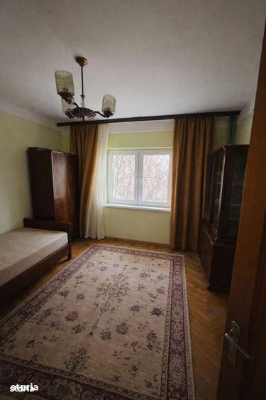 Apartament cu 3 camere semidecomandat în Malul Mureșului