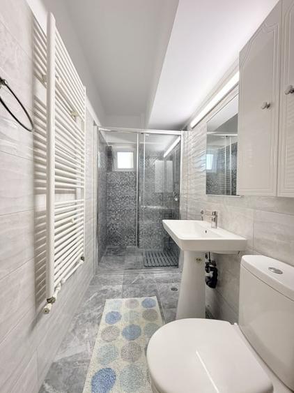 Apartament cu 4 camere decomandat, mobilat în Tomis II