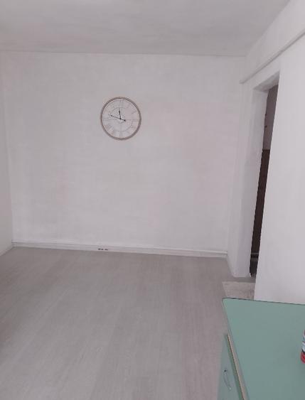 Apartament cu 2 camere semidecomandat în Micro 39