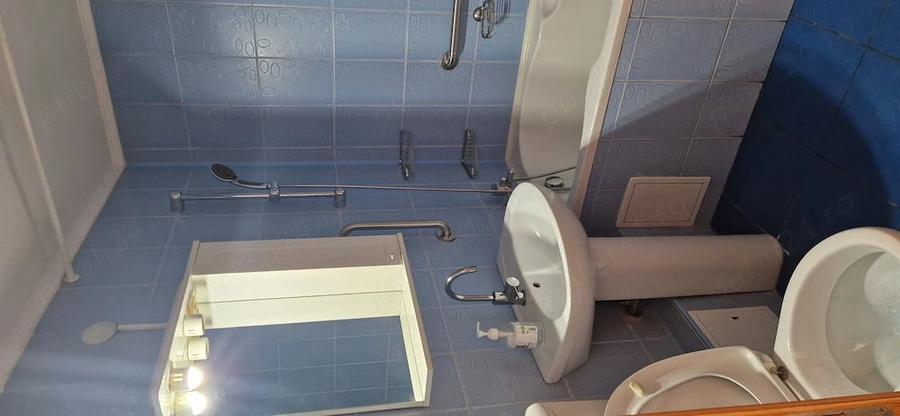 Apartament cu 2 camere decomandat în Berceni