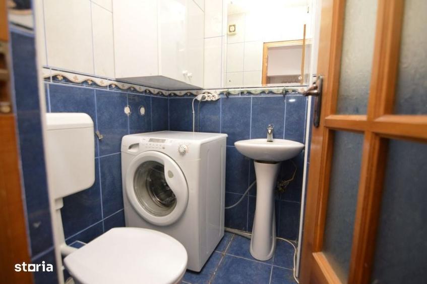 Apartament cu 3 camere decomandat în Cățelu