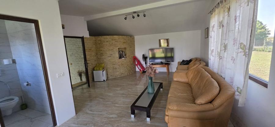 Casă individuală cu 3 camere cu Canalizare în Mihail Kogălniceanu