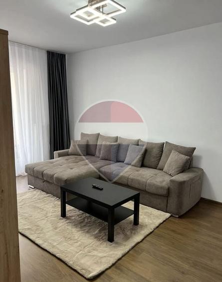 Apartament cu 2 camere decomandat, mobilat în Titan