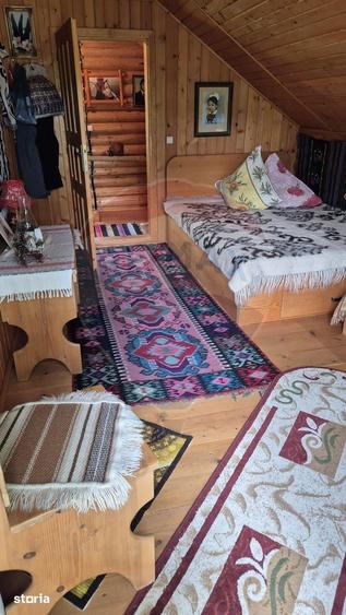 Casă cu 3 camere cu Teren 863 Mp în Pipirig