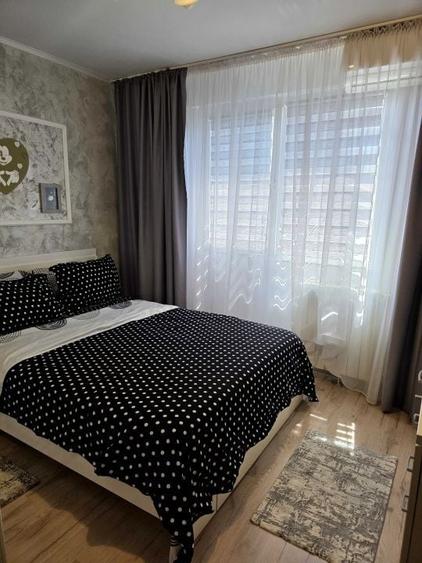 Apartament cu 2 camere decomandat, mobilat în Tei