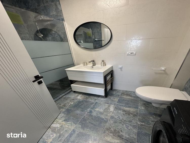Apartament cu 2 camere decomandat în Palazu Mare