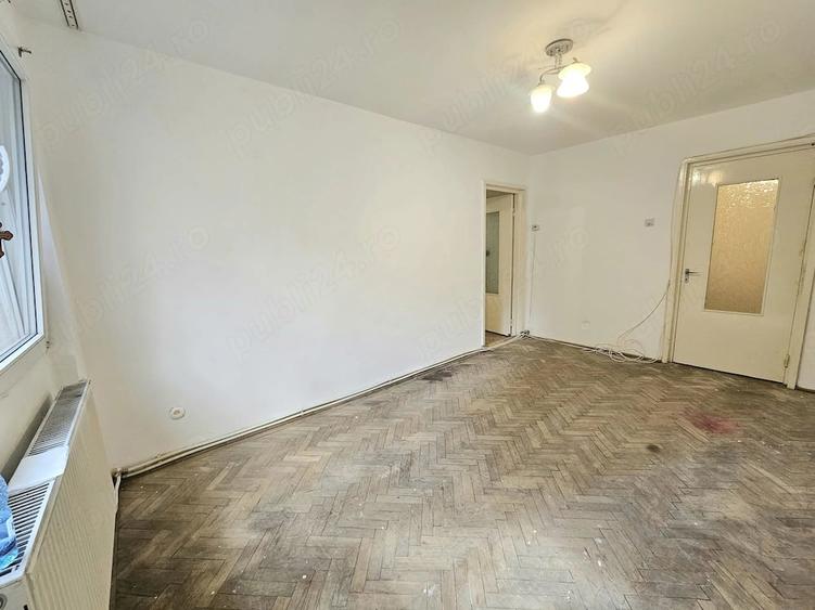 Apartament cu 2 camere semidecomandat în Central