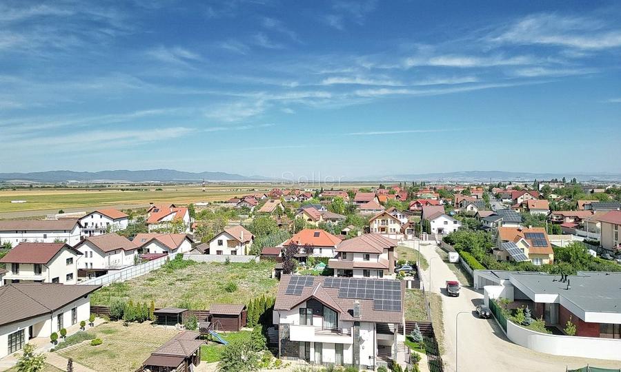 Teren Construcții intravilan de 823 mp, în Ghimbav Livadă