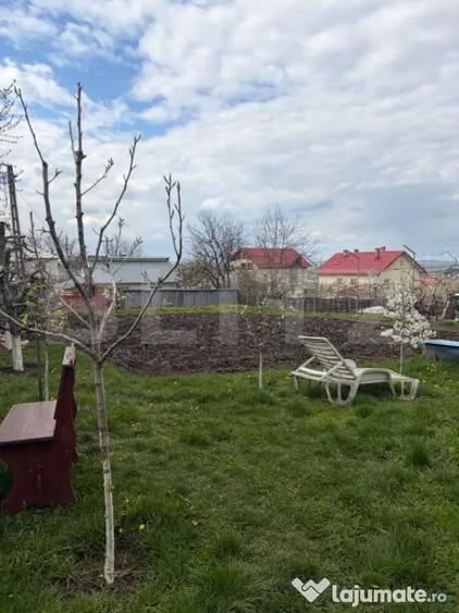 Teren de 600 mp, în Obcini