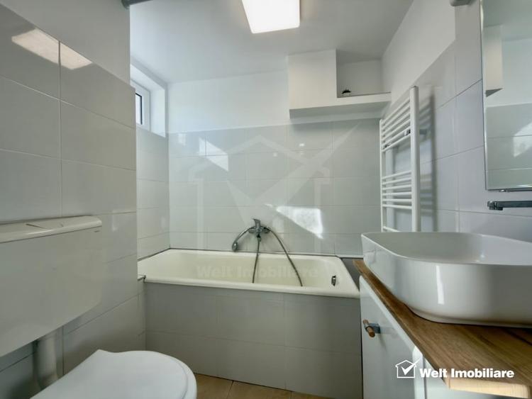 Casă individuală cu 3 camere cu Canalizare în Central