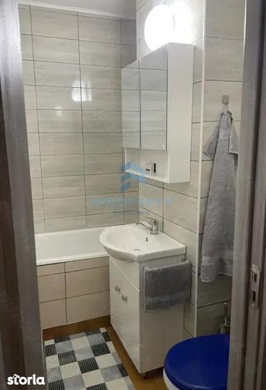 Apartament cu 3 camere, mobilat în Vatra Luminoasă