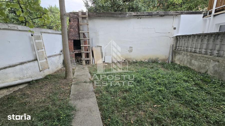 Casă cu 5 camere cu Teren 140 Mp în Circumvalațiunii