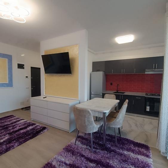 Apartament cu 2 camere decomandat în Florești