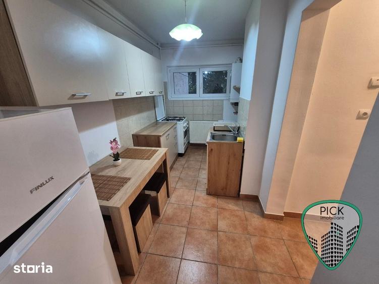 Apartament cu 2 camere decomandat în Cornișa