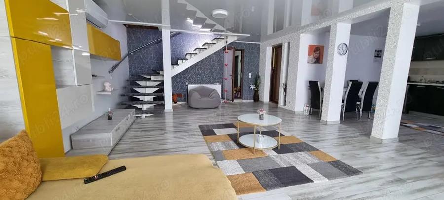 Casă cu 7 camere în Central
