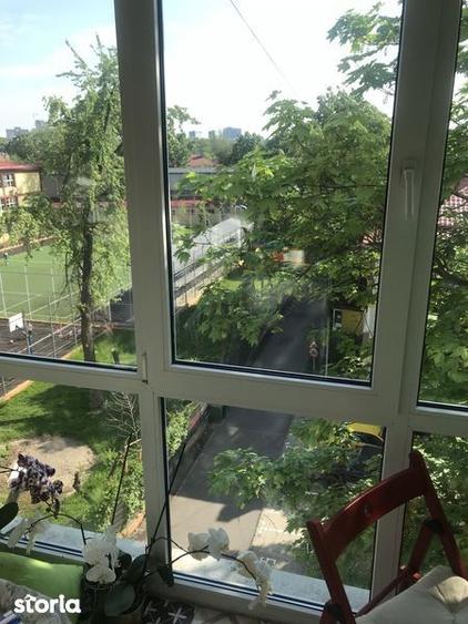 Apartament cu 2 camere semidecomandat în Grivița