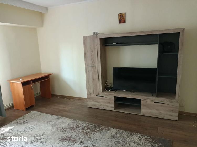 Garsonieră în Nicolina