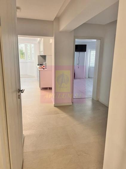 Vanzare apartament 3 camere Decebal, metrou, parking - 7