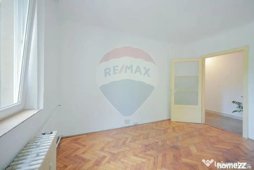 Apartament cu 2 camere decomandat în Decebal