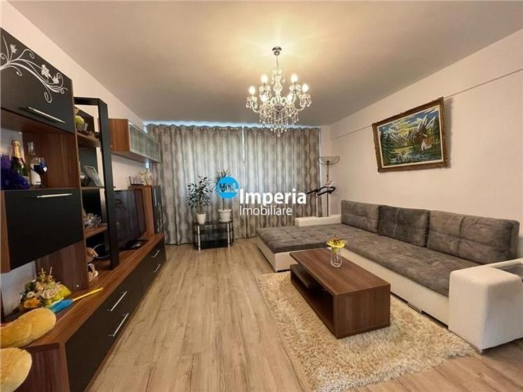 Apartament cu 3 camere decomandat, mobilat în Rediu