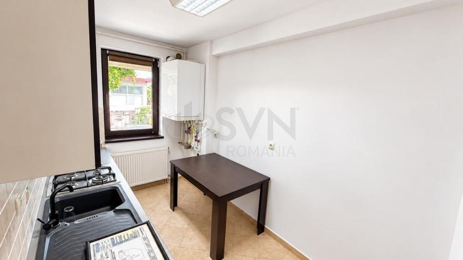 Apartament cu 3 camere decomandat în Domenii