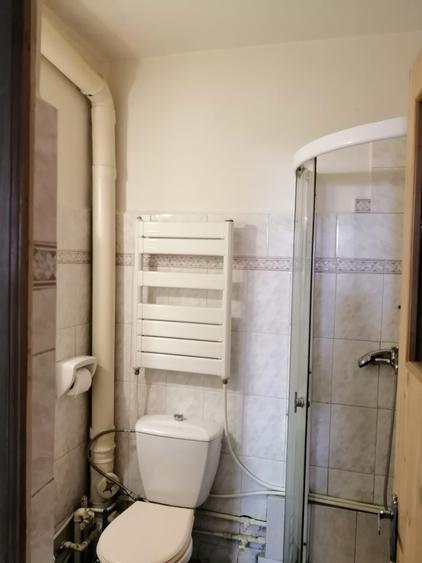 Apartament cu 4 camere, mobilat în Gară
