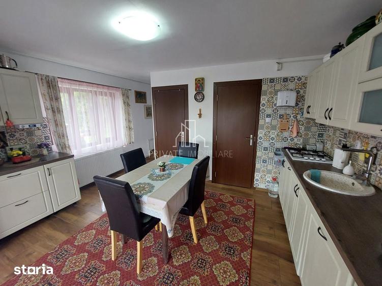 Casă cu 4 camere cu Teren 1000 Mp în Central
