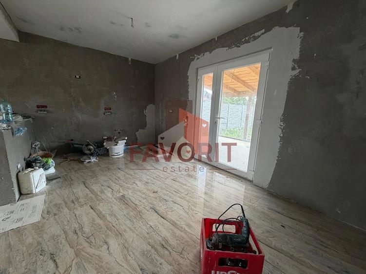 Casă cu 4 camere cu Teren 860 Mp în Covaci