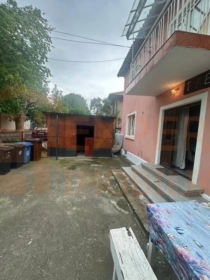 Casă individuală cu 5 camere cu Canalizare în Eforie Sud