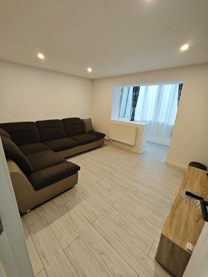 Apartament cu 2 camere decomandat în Romanești