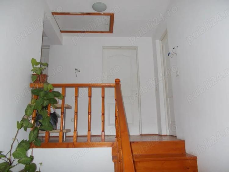 Casă cu 4 camere în Moșnița Veche