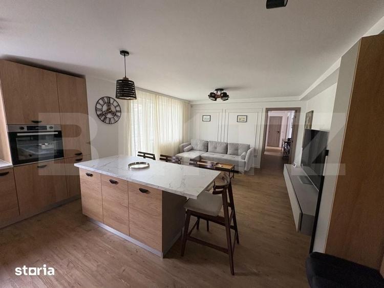 Apartament cu 4 camere semidecomandat în Central