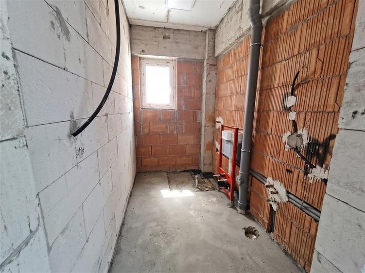 Apartament cu 2 camere decomandat în Burdujeni
