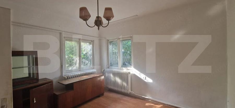 Casă cu 3 camere cu Teren 444 Mp în Central